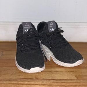 adidas boys’ originals pharrell williams sneakers